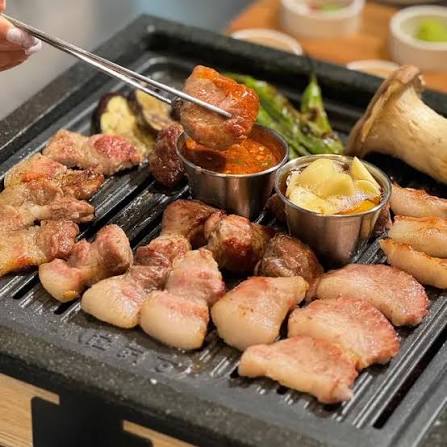 우녁집 서귀포올레시장점 - 서귀포 흑돼지, 흑돼지김치찌개 맛집 - 다이닝코드